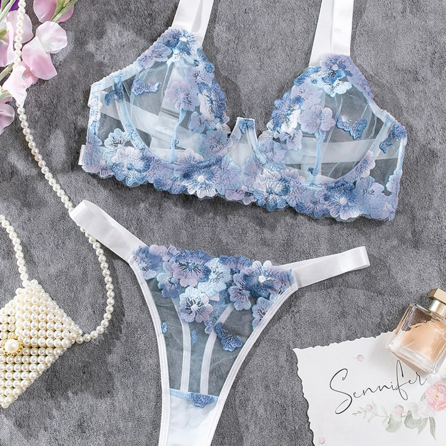 Nakışlı Tül Sütyen & Tanga Seti: Floral Fısıltı