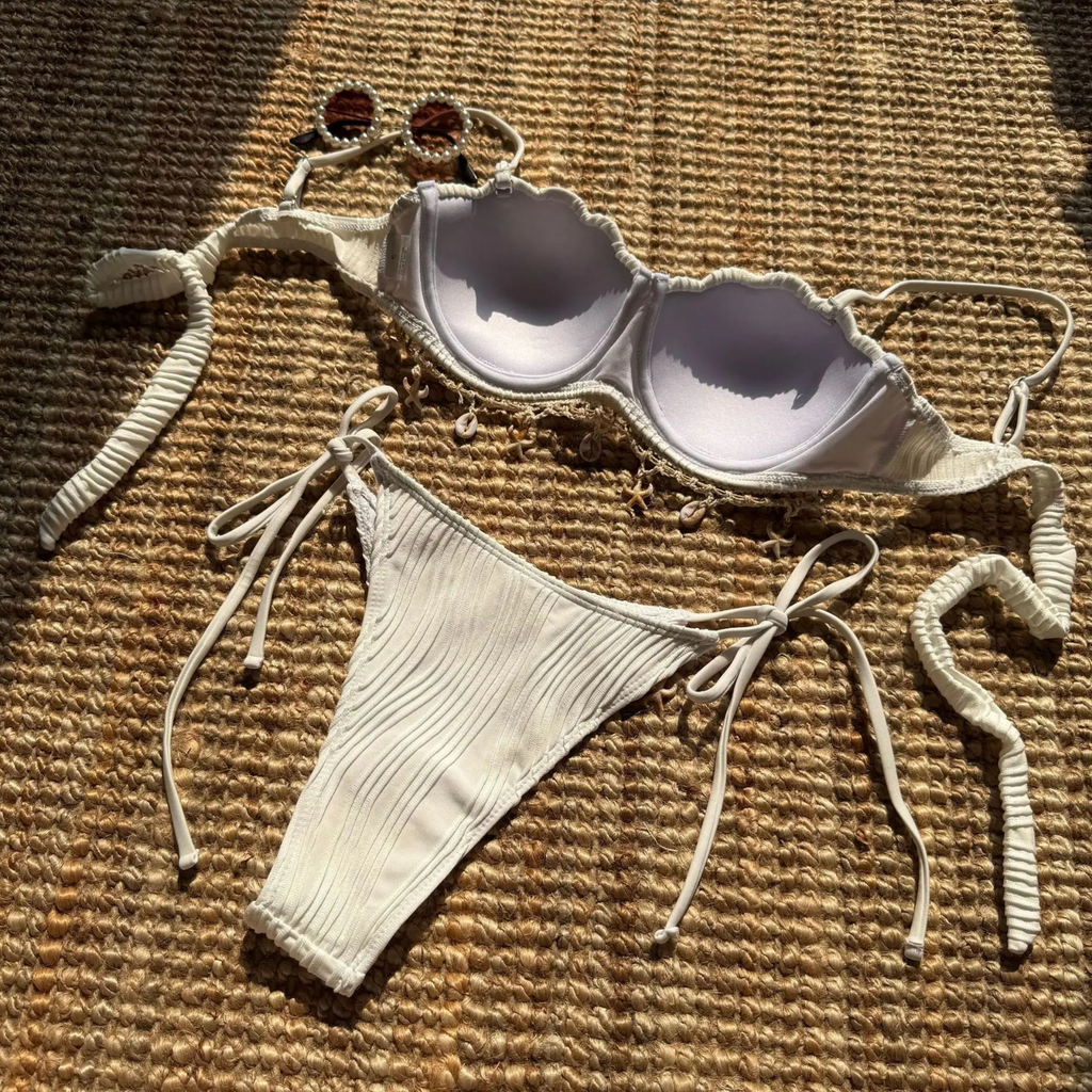 Shella: Deniz Kabuğu Detaylı Bağlamalı Bikini Takımı