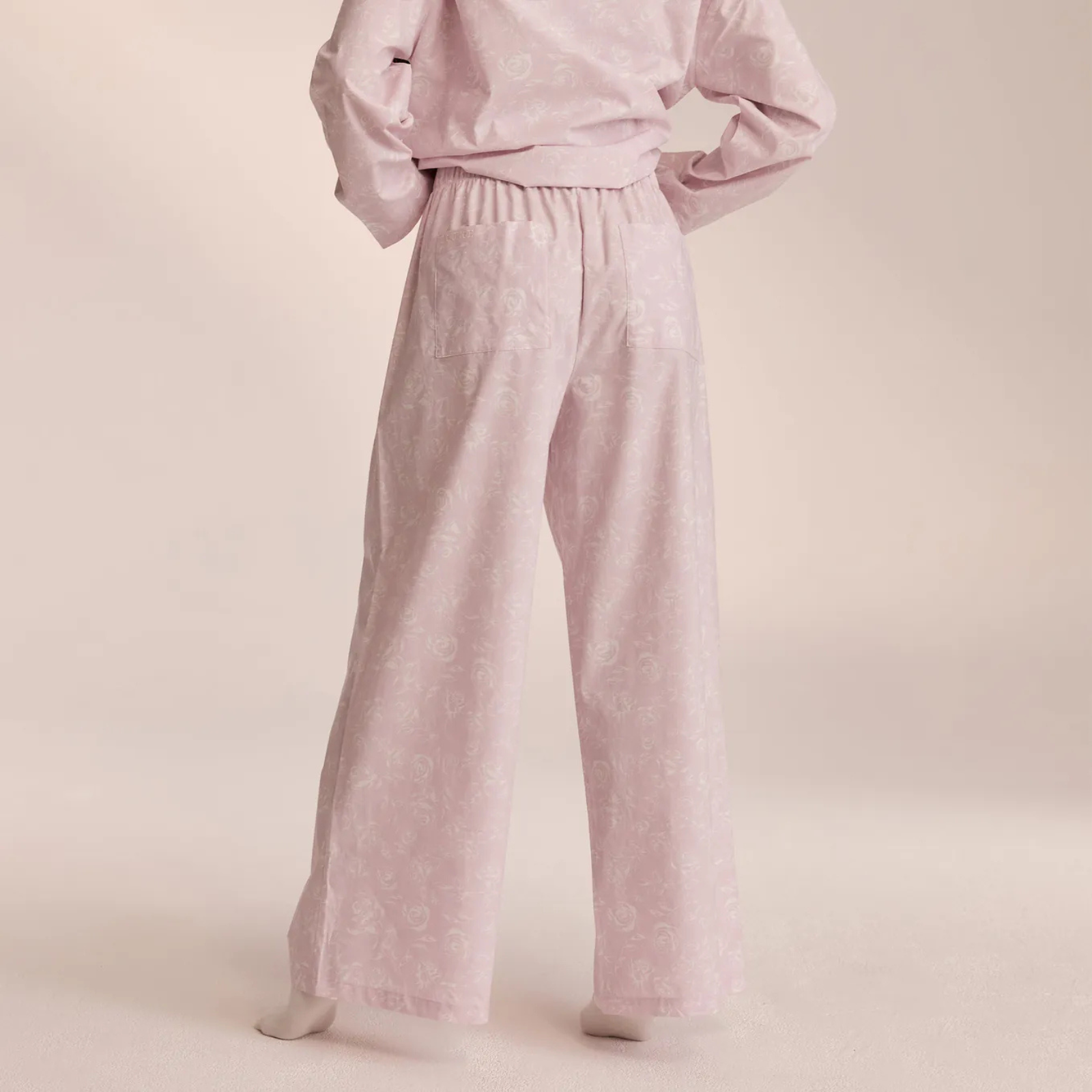 Natural Ease: Bambu Kumaşlı İpli Bağlamalı Uzun Pijama Takımı