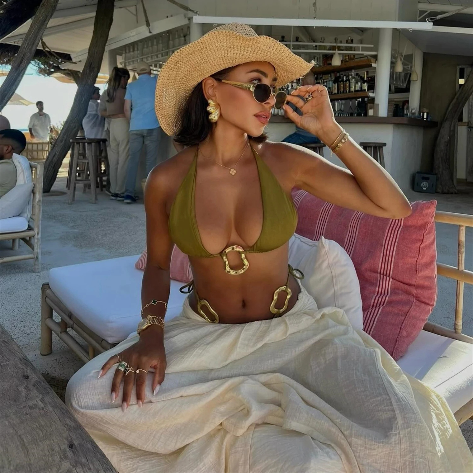 Orelia: Metal Tokalı Parlak Üçgen Bikini Seti