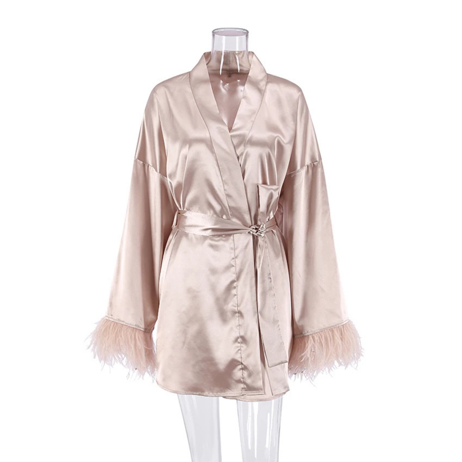 Femme Fluff: Tüylü Kol Detaylı Mini Saten Sabahlık