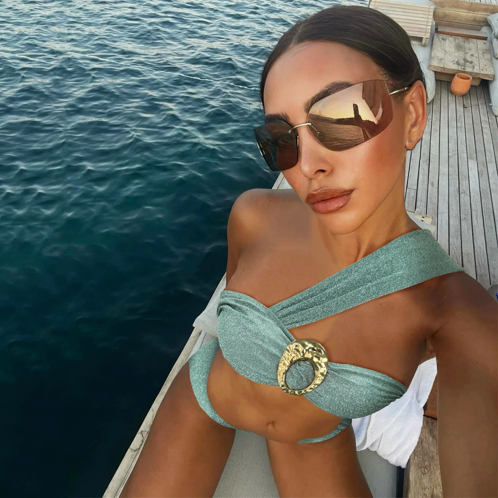 Lunessa: Tek Askılı Tokalı Simli Bikini & Desenli Pareo Seti