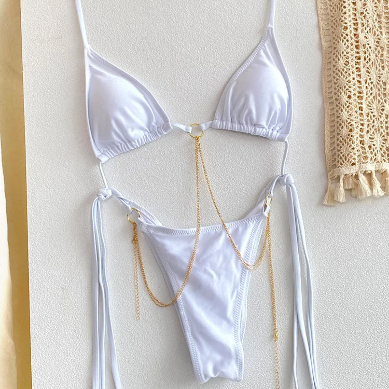 Sunlace: Zincir Sırt Bağlantılı Desenli Bikini Seti