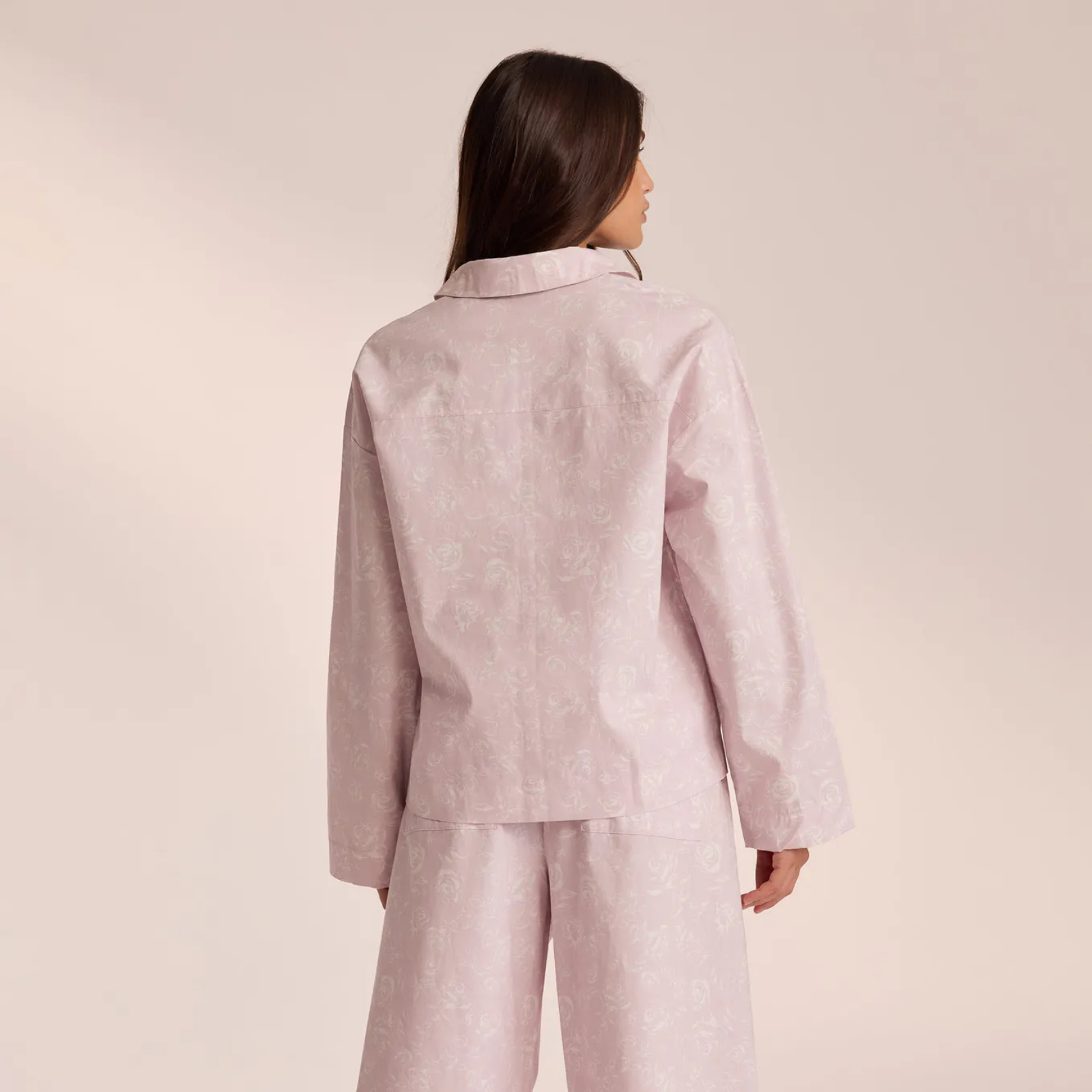 Natural Ease: Bambu Kumaşlı İpli Bağlamalı Uzun Pijama Takımı