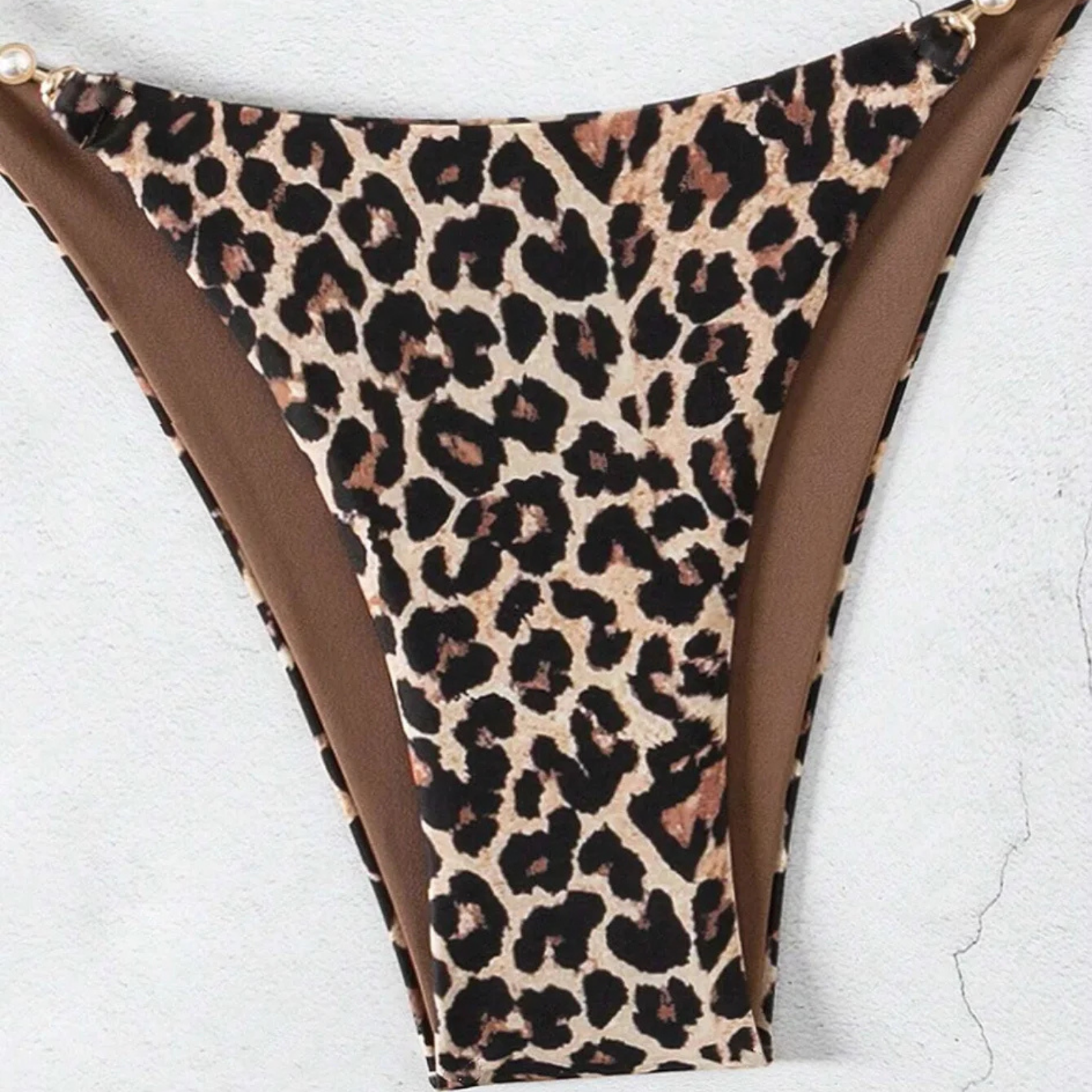 Savara: Altın Detaylı Leopar Desenli Bikini Takımı