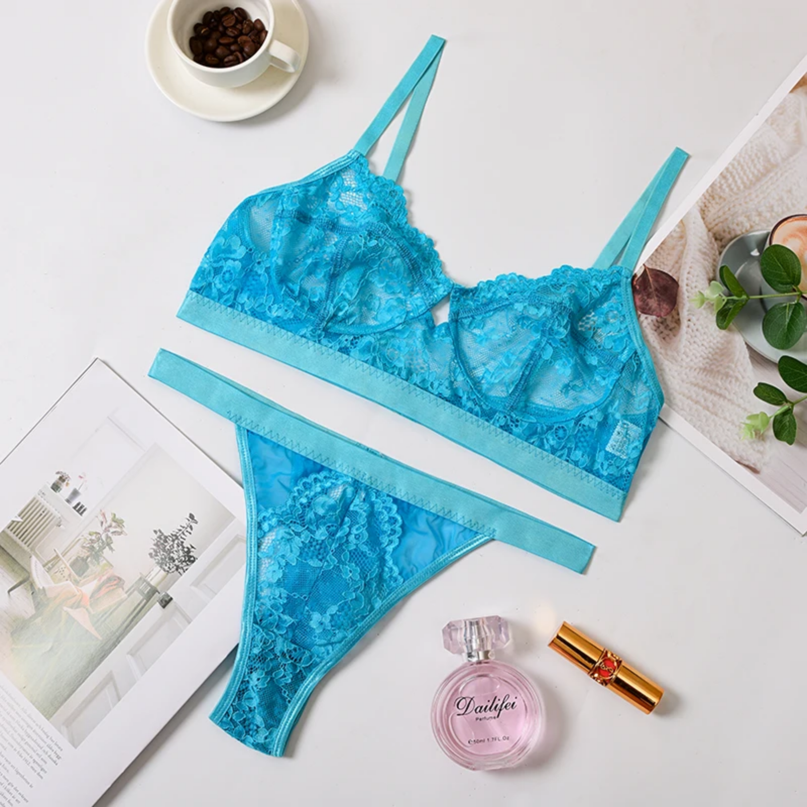 Velvet Lace: Dantelin Zarafetle Buluştuğu Set