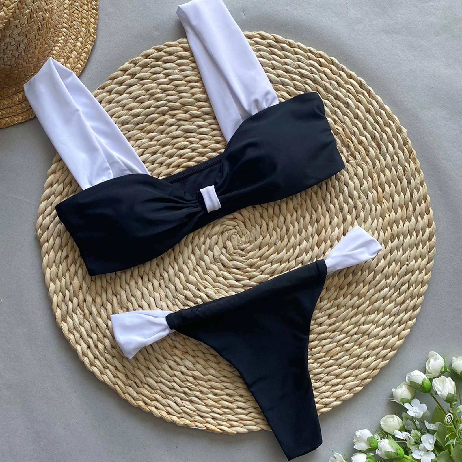 Knotta: Kurdele Formlu Sabit Bikini Seti
