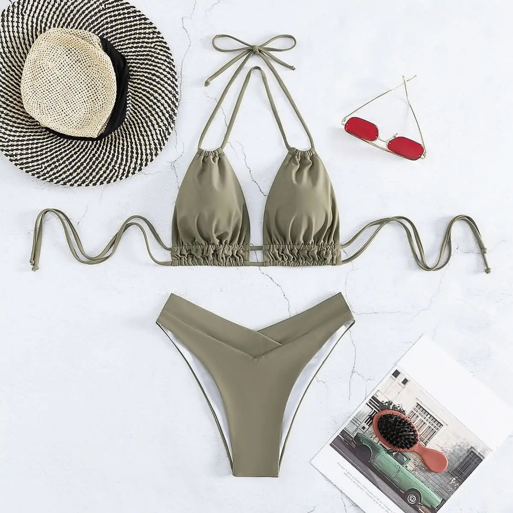 Carmira: Çift Askılı V Kesim Bikini Seti