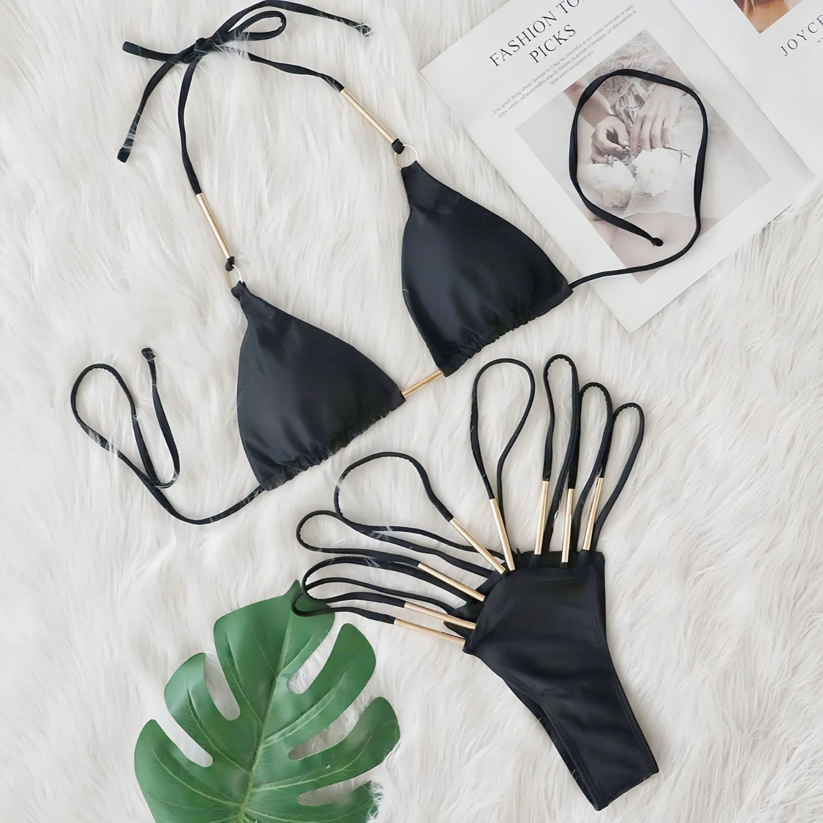 Solvessa: Altın Detaylı Şerit Bağlı Üçgen Bikini Seti