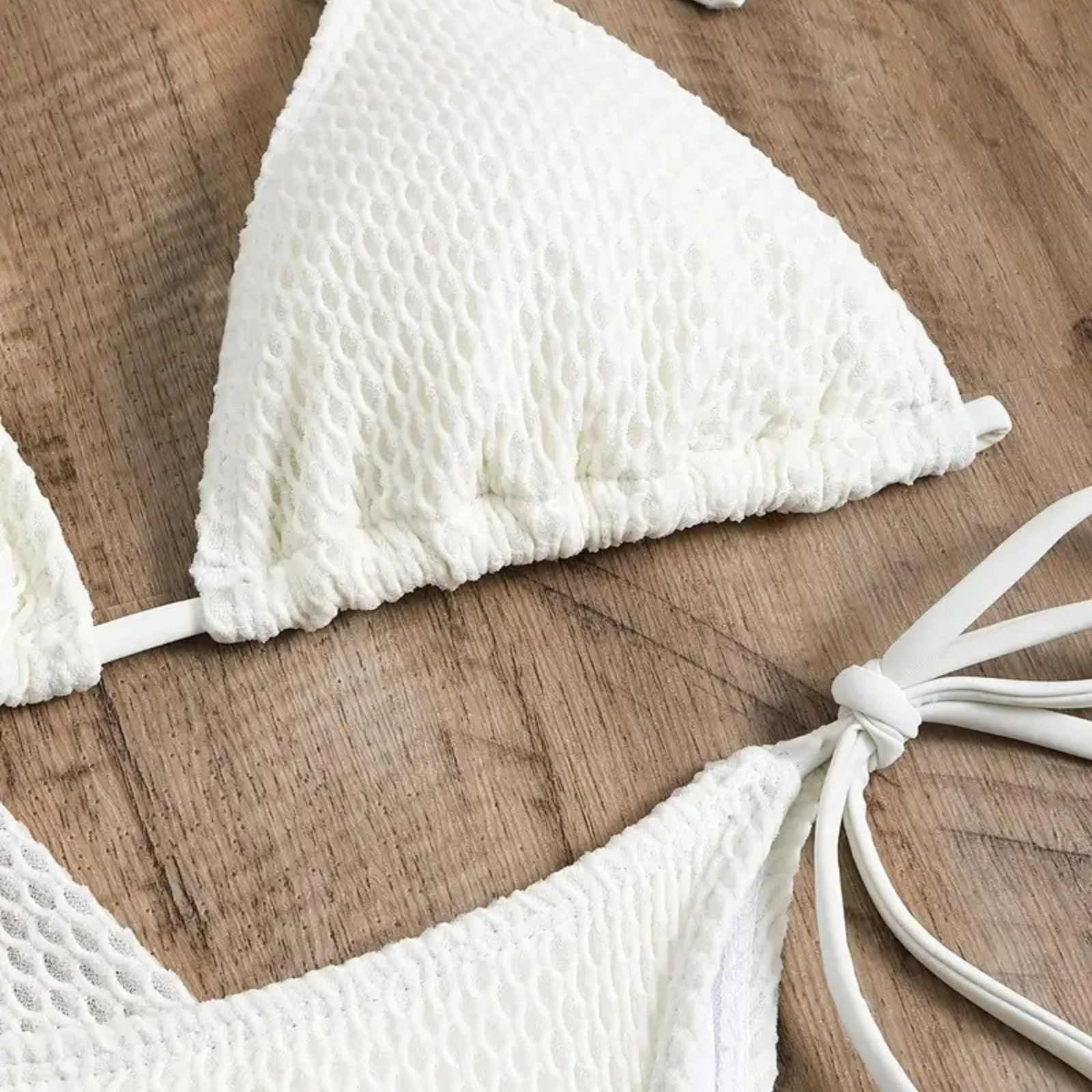 Lunara: 4 Parça Dantel Detaylı Çok Yönlü Bikini ve Plaj Takımı
